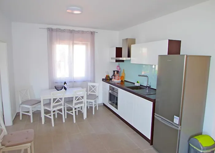 Ivan & Niko Apartment *